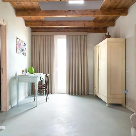 Feriehus Zona Erchie Piccolo Sleeps 8 Pool Air Con *