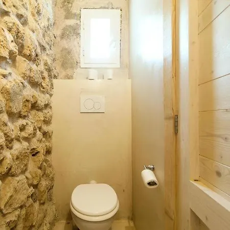 Zona Erchie Piccolo Sleeps 8 Pool Air Con