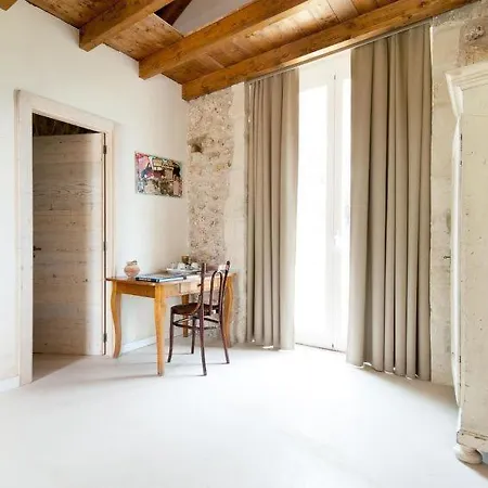 Zona Erchie Piccolo Sleeps 8 Pool Air Con *