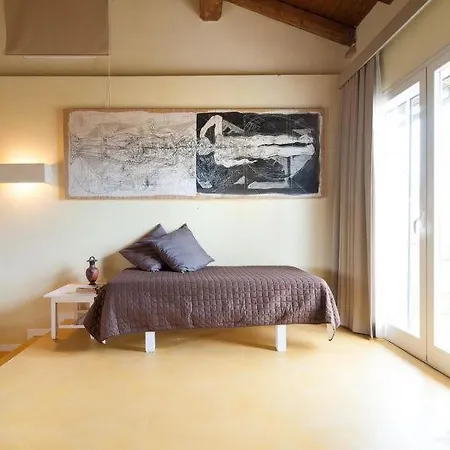 Zona Erchie Piccolo Sleeps 8 Pool Air Con * Merine