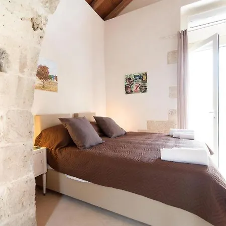 Zona Erchie Piccolo Sleeps 8 Pool Air Con Merine